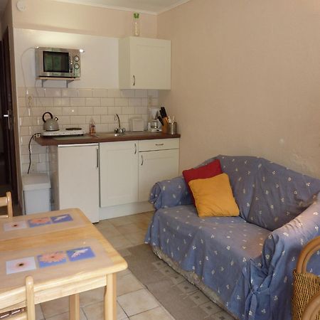 Gorgeous Apartment In Bohon With Garden Furniture And Bbq Barvaux Eksteriør billede