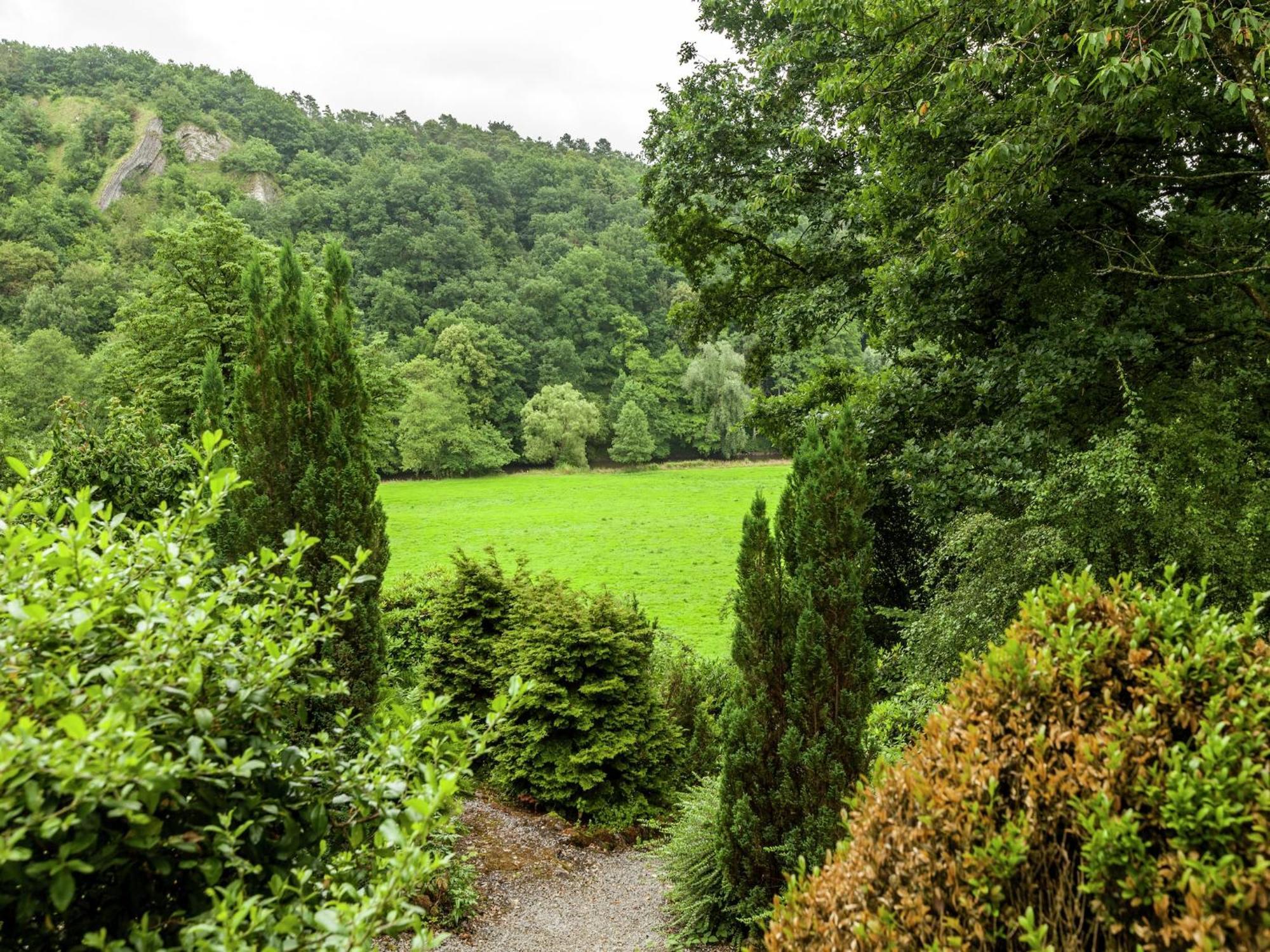 Gorgeous Apartment In Bohon With Garden Furniture And Bbq Barvaux Eksteriør billede