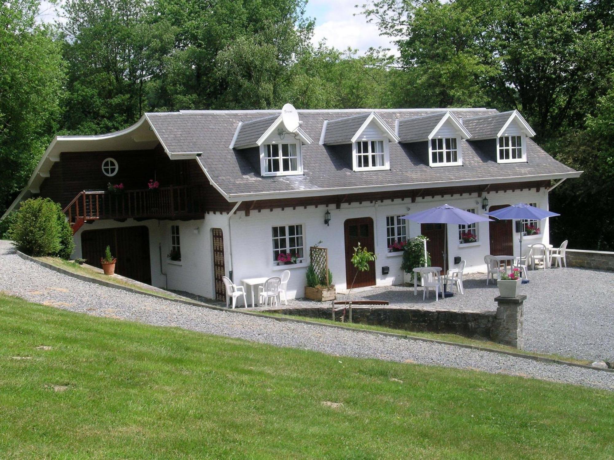 Gorgeous Apartment In Bohon With Garden Furniture And Bbq Barvaux Eksteriør billede